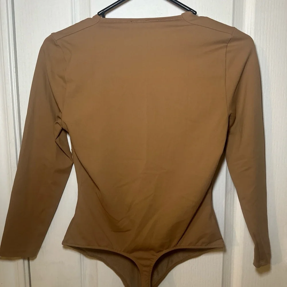 Intimately Free People Tan Neutral Long Sleeve Thong‎ Bodysuit. Women’s Small